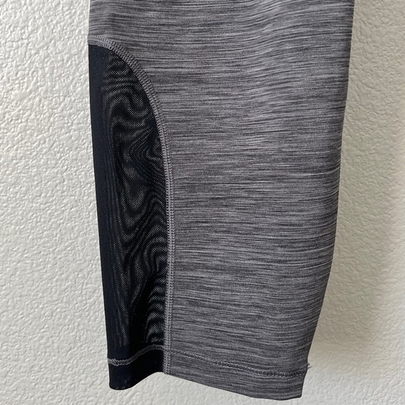 Nike Pro Dri-Fit Capri Leggings - Size 2x - Picture 3 of 7